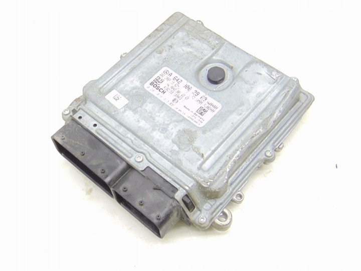 KOMPUTER SILNIKA MERCEDES W212 3.0 CDI A6429002900