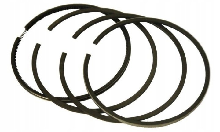 Komplet pierścieni silnika MF3 255 Ursus 2812 3512