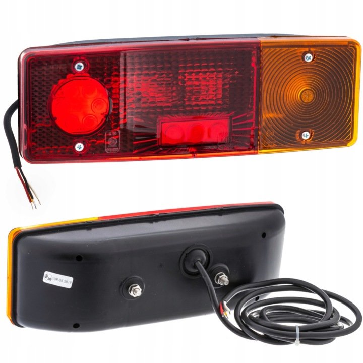 LAMPA TYLNA URSUS C-360 C-385 ZESPOLONA Prawa