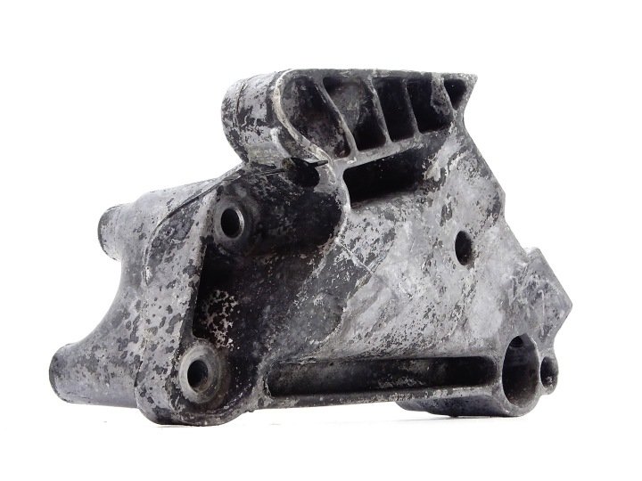 LAPA-UCHWYT-MOCOWANIE-WSPORNIK-SILNIKA-AUDI-VW-SEAT-SKODA-1-6-TDI-04L199207 ŁAPA UCHWYT MOCOWANIE WSPORNIK SILNIKA AUDI VW SEAT SKODA 1.6 TDI 04L199207