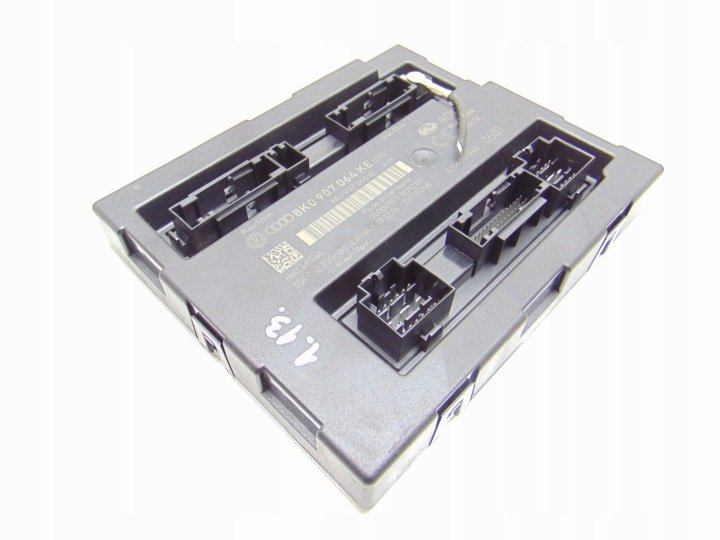 MODUL-STEROWNIK-KOMFORTU-AUDI-A5-8T-A4-B8-LIFT-8K0907064KE MODUŁ STEROWNIK KOMFORTU AUDI A5 8T A4 B8 LIFT 8K0907064KE