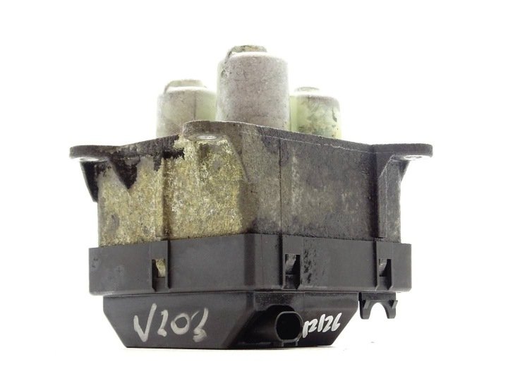 PODGRZEWACZ-WODY-MERCEDES-W203-W211-2-2-CDI-A0001591904 PODGRZEWACZ WODY MERCEDES W203 W211 2.2 CDI A0001591904