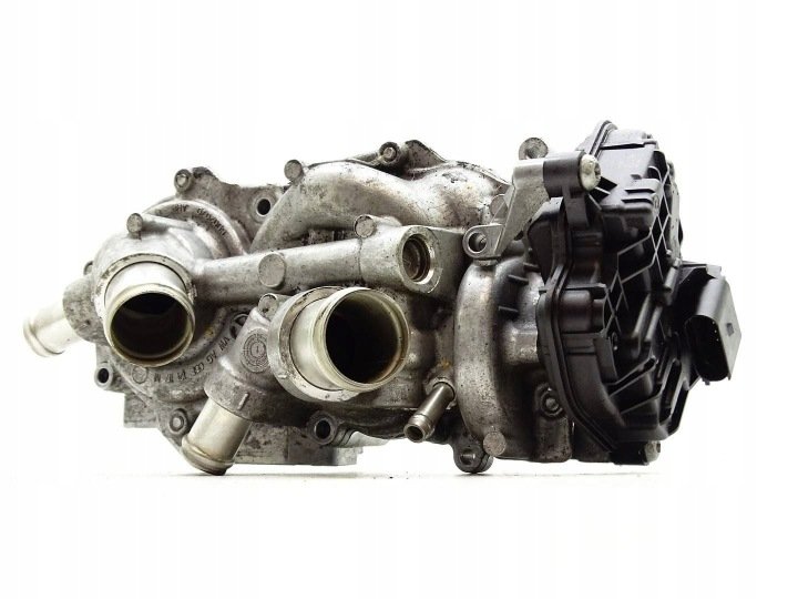 POMPA WODY MODUŁ NASTAWNIK VW GOLF VIII A3 8Y 1.5 TSI 05E121111AF