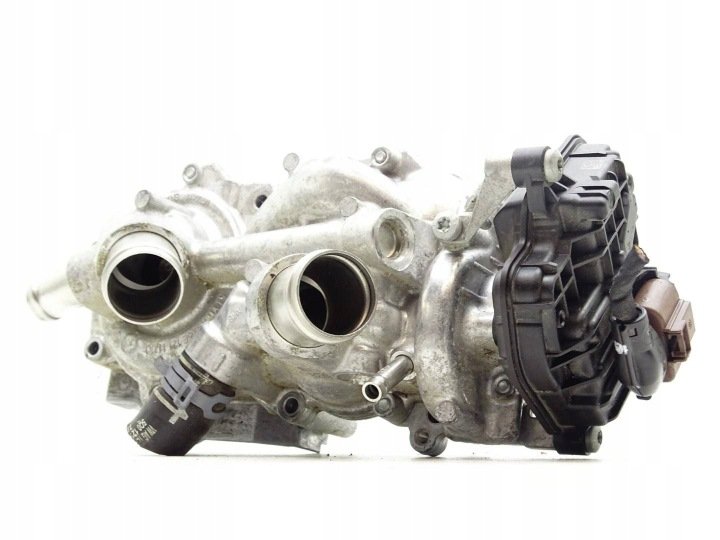 POMPA-WODY-VW-POLO-VI-05E121042F POMPA WODY VW POLO VI 05E121042F