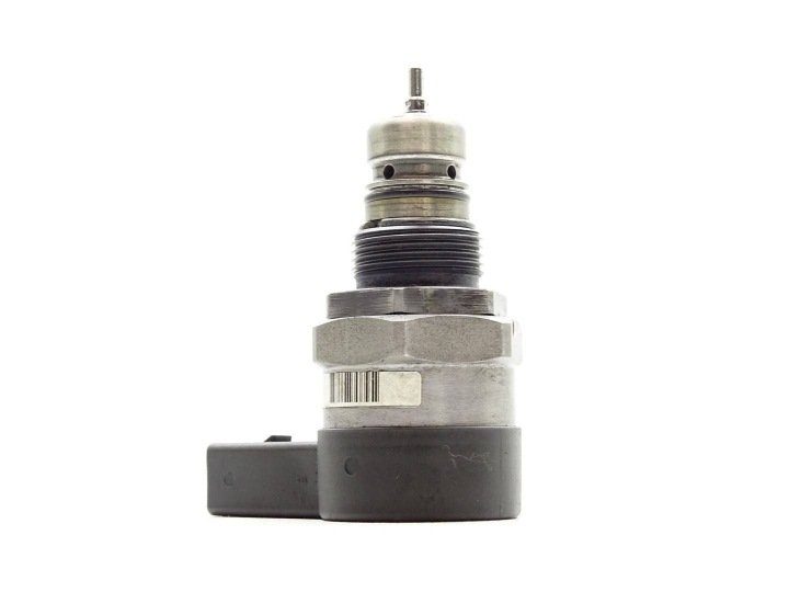 REGULATOR-CISNIENIA-PALIWA-SEAT-LEON-III-VW-057130764AB REGULATOR CIŚNIENIA PALIWA SEAT LEON III VW 057130764AB