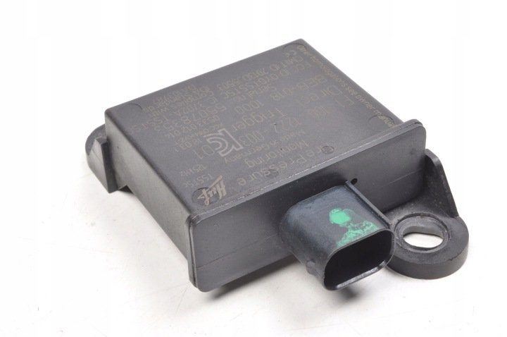 ASTON-MARTIN-VANTAGE-4-7-MODUL-CISNIENIA-W-OPONACH-F1-100-1222-003 ASTON MARTIN VANTAGE 4.7 MODUŁ CIŚNIENIA W OPONACH F1-100-1222-003