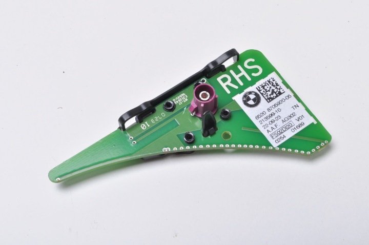 BMW-5-G60-WZMACNIACZ-ANTENOWY-8705920 BMW 5 G60 WZMACNIACZ ANTENOWY 8705920
