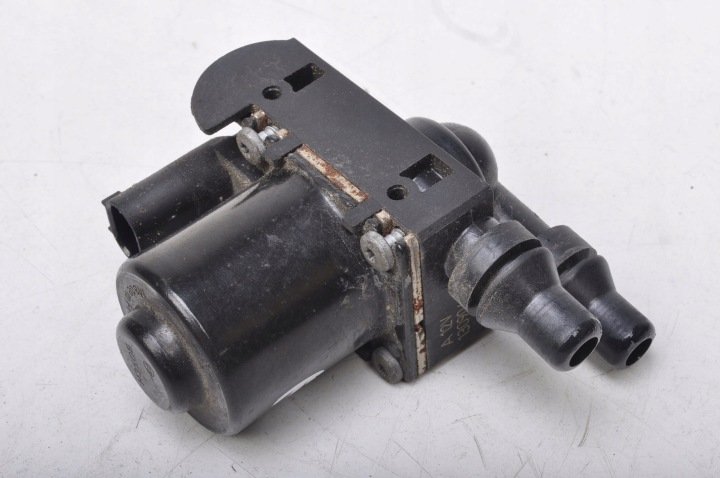 BMW F20 F21 F30 F31 F36 3.0 D ZAWÓR WODY ELEKTROZAWÓR 8514557