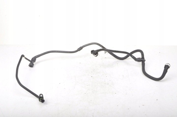 BMW F39 F40 F45 F46 F48 2.0 PRZEWÓD ODPOWIETRZAJĄCY 8637971