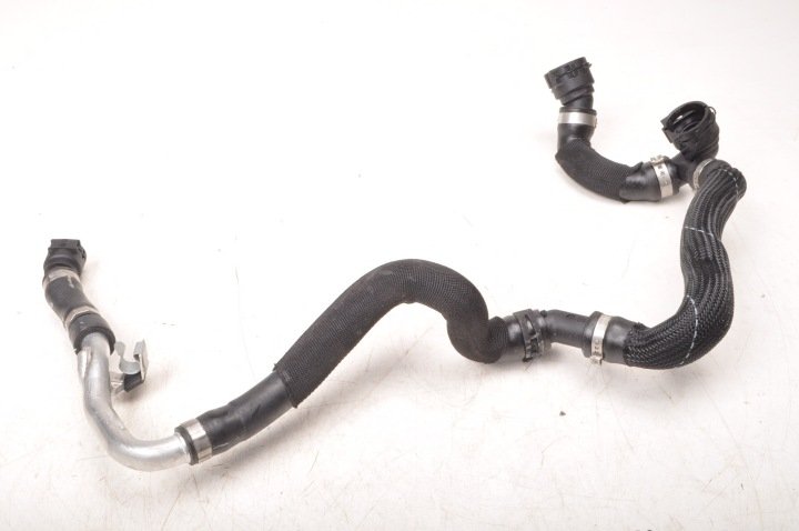 BMW F39 F40 F45 F48 MINI F55 F56 1.5 RURA PRZEWÓD WODY 8658488