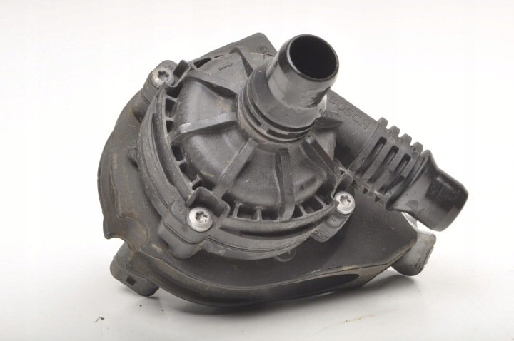 BMW F44 1.5 12v F39 F40 DODATKOWA POMPA WODY 9470972