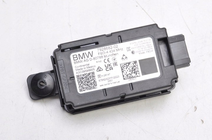 BMW G20 G01 F44 MODUŁ STEROWNIK ANTENY 23R 7928682