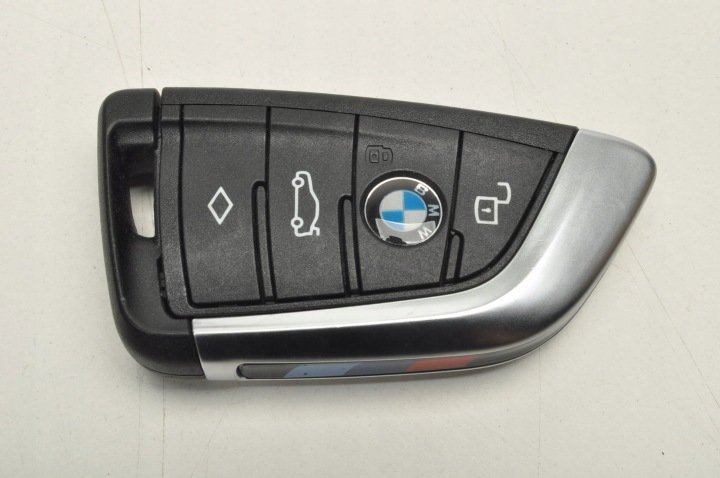 BMW G22 KLUCZYK PILOT