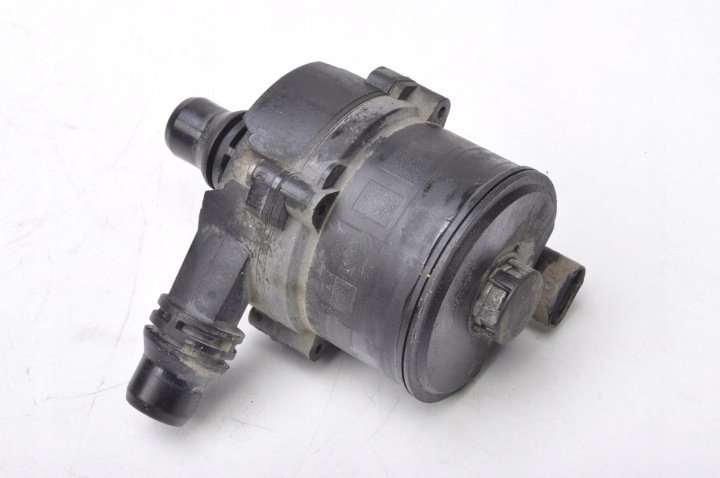 BMW-X1-F48-2-0-16V-POMPA-WODY-P1-8486848 BMW X1 F48 2.0 16V POMPA WODY P1 8486848