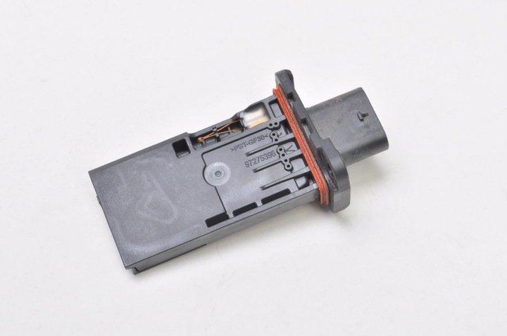BMW-f39-F40-1-5-PRZEPLYWOMIERZ-8580022 BMW f39 F40 1.5 PRZEPŁYWOMIERZ 8580022