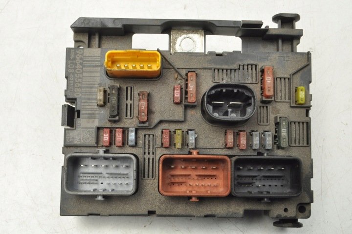 CITROEN C4 Picasso I 2.0 HDi SKRZYNKA MODUŁ BSM 9664055680
