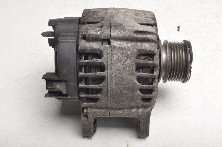 DACIA DUSTER 1.5 dCi ALTERNATOR 2617345A
