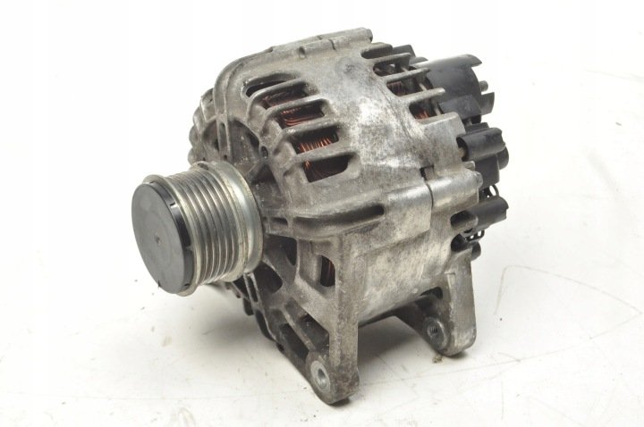 DACIA-SANDERO-1-5-dCi-ALTERNATOR-231003831R DACIA SANDERO 1.5 dCi ALTERNATOR 231003831R