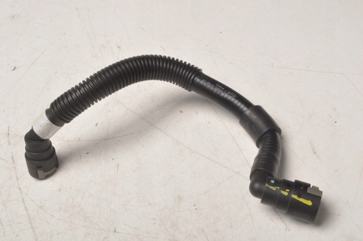 FIESTA MK8 1.0 RURA PRZEWÓD POWIETRZA H6BG-6758-CA