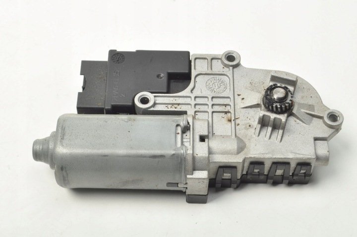 FORD-EXPLORER-V-SILNICZEK-SZYBERDACHU-BB53-15B689-AA FORD EXPLORER V SILNICZEK SZYBERDACHU BB53-15B689-AA