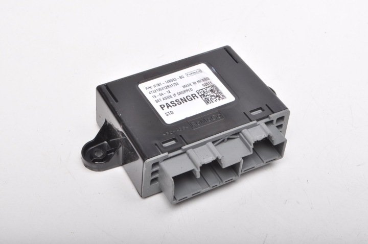 FORD-FIESTA-MK8-MODUL-DRZWI-PRAWY-PRZOD-H1BT-14B533-BG FORD FIESTA MK8 MODUŁ DRZWI PRAWY PRZÓD H1BT-14B533-BG