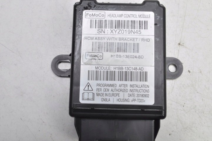 FORD-FIESTA-MK8-MODUL-STEROWNIK-SWIATEL-H1BB-13E024-BD FORD FIESTA MK8 MODUŁ STEROWNIK ŚWIATEŁ H1BB-13E024-BD