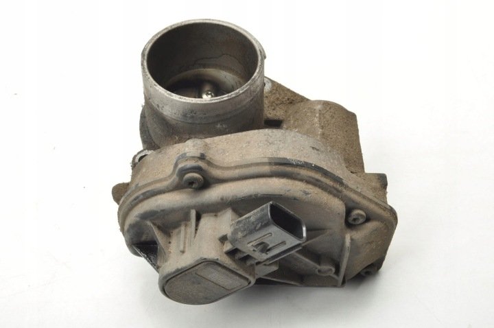 FORD FOCUS C-MAX 1.6 lift PRZEPUSTNICA VP2S6U-9E927-F