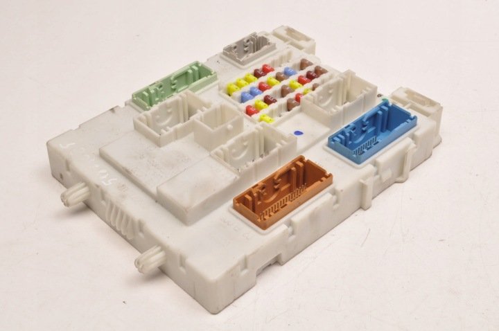 FORD-FOCUS-MK3-1-6-SKRZYNKA-MODUL-BSI-BV6N-14A073-DN FORD FOCUS MK3 1.6 SKRZYNKA MODUŁ BSI BV6N-14A073-DN