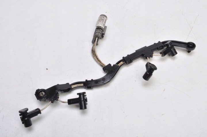 FORD-TOURNEO-CONNECT-MK2-1-5-TDCI-PRZEWOD-SWIEC-ZAROWYCH-9820606880 FORD TOURNEO CONNECT MK2 1.5 TDCI PRZEWÓD ŚWIEC ŻAROWYCH 9820606880