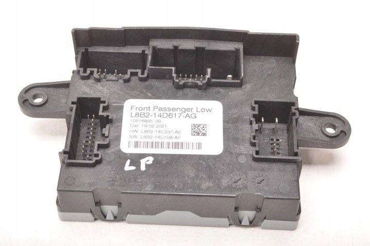 JAGUAR-F-PACE-X761-MODUL-DRZWI-L8B2-14D617-AG JAGUAR F-PACE X761 MODUŁ DRZWI L8B2-14D617-AG