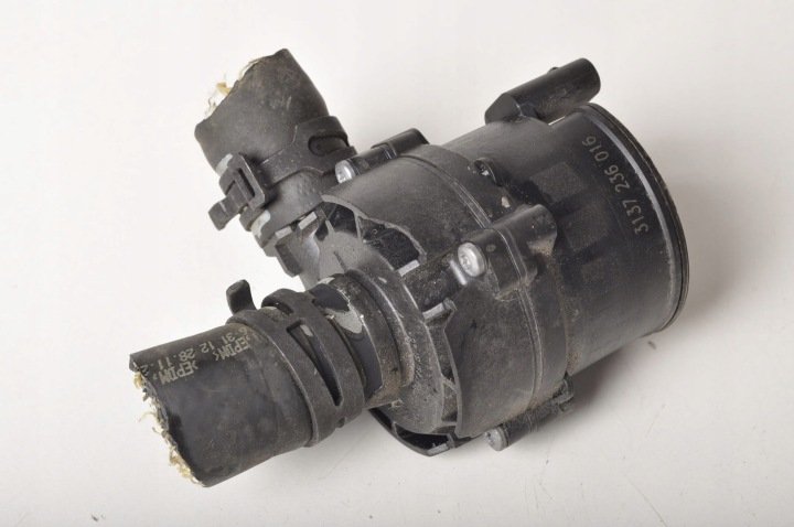 LAND-ROVER-DISCOVERY-L462-3-0-POMPA-WODY-KPLA-18D473-AA-21R LAND ROVER DISCOVERY L462 3.0 POMPA WODY KPLA-18D473-AA 21R
