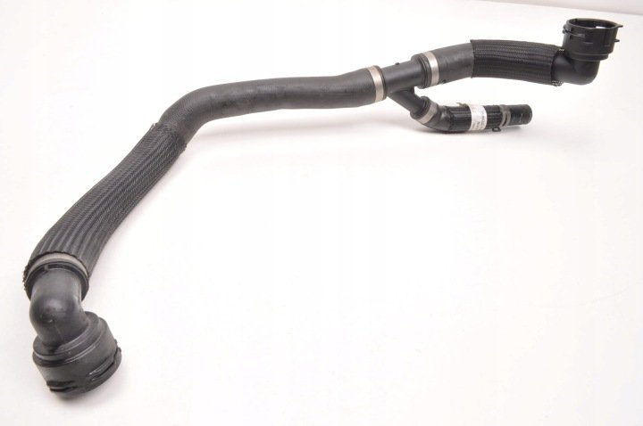LAND ROVER DISCOVERY SPORT L550 2.0 D RURA PRZEWÓD WODY 20R K8D2-8260-AC