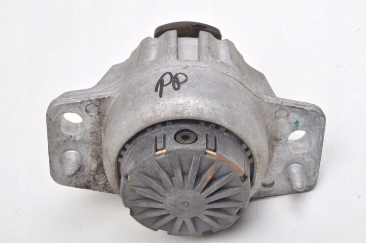 LAND-ROVER-RANGE-ROVER-VELAR-L560-3-0-D-PODUSZKA-SILNIKA-JK83-6A003-HB LAND ROVER RANGE ROVER VELAR L560 3.0 D PODUSZKA SILNIKA JK83-6A003-HB