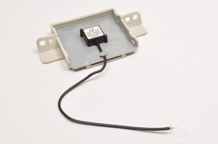 LEXUS-IS-II-ANTENA-GPS-86860-53040 LEXUS IS II ANTENA GPS 86860-53040