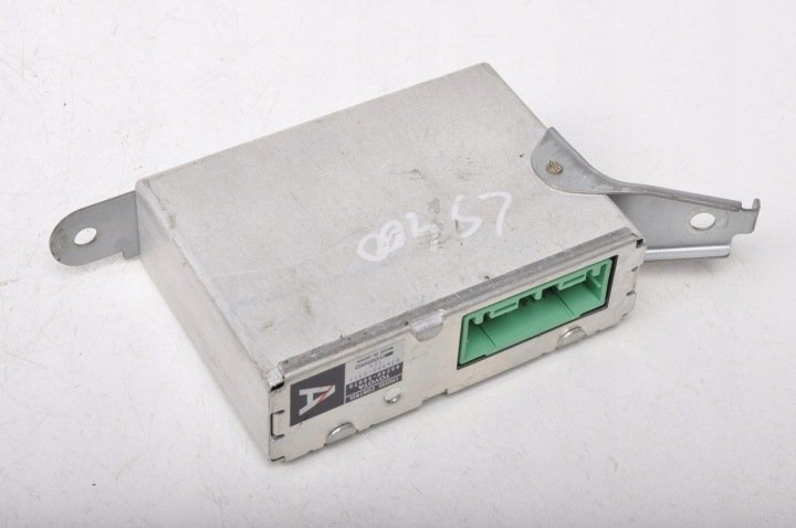 LEXUS-LS-II-4-0-MODUL-STEROWNIK-TEMPOMATU-88240-50070 LEXUS LS II 4.0 MODUŁ STEROWNIK TEMPOMATU 88240-50070