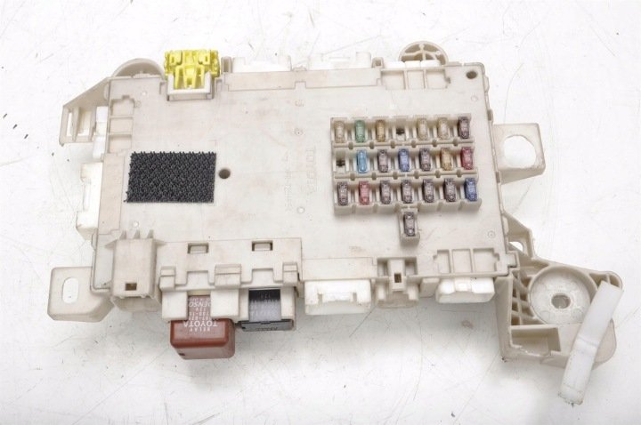 LEXUS-LS-III-SKRZYNKA-MODUL-BSI-82730-50090 LEXUS LS III SKRZYNKA MODUŁ BSI 82730-50090