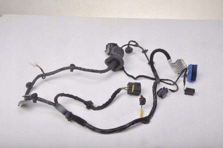 MASERATI GHIBLI III WIĄZKA DRZWI PRAWY PRZÓD 06700066680