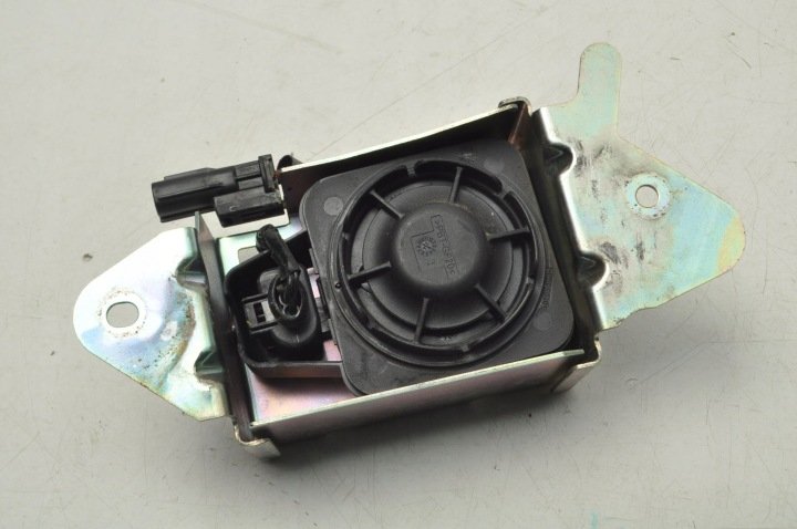 MAZDA-3-BP-KLAKSON-SYGNAL-DZWIEKOWY-KD45-67SH1 MAZDA 3 BP KLAKSON SYGNAŁ DŹWIĘKOWY KD45-67SH1