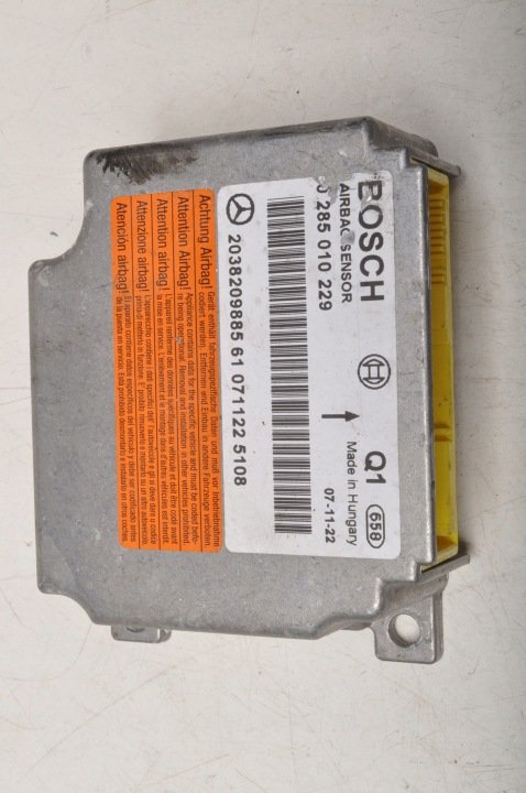 MERCEDES-CL203-SENSOR-PODUSZKI-AIRBAG-2038209885 MERCEDES CL203 SENSOR PODUSZKI AIRBAG 2038209885