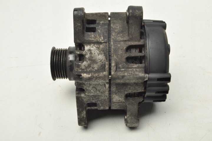 MERCEDES SLK III W172 R172 5.5 AMG ALTERNATOR A0141540902