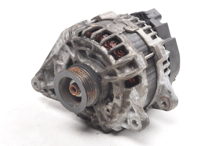 MERCEDES W156 W176 W246 2.2 CDI ALTERNATOR A0009063322