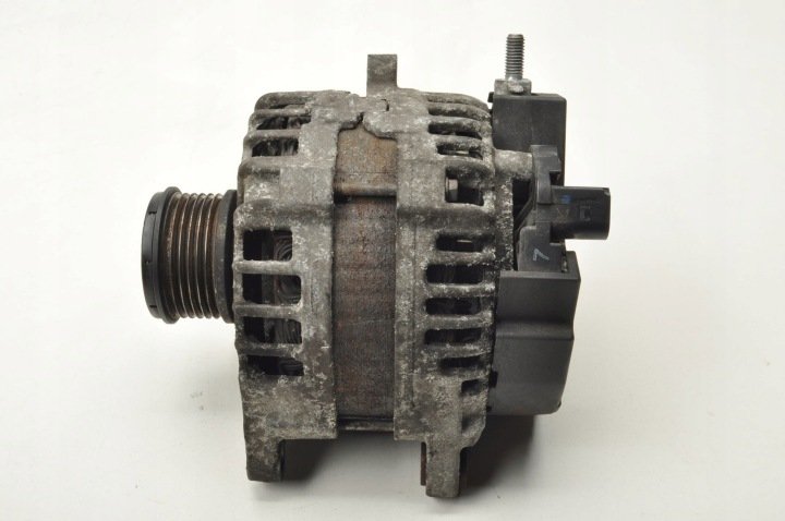 MERCEDES W176 1.5 CDI ALTERNATOR A0009063822