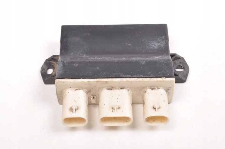 MERCEDES-W205-MODUL-KLAPY-A2059052110 MERCEDES W205 MODUŁ KLAPY A2059052110
