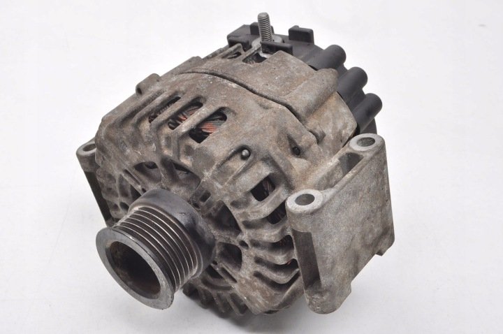 MERCEDES W205 W207 W212 2.2 CDI LIFT ALTERNATOR A0009062822