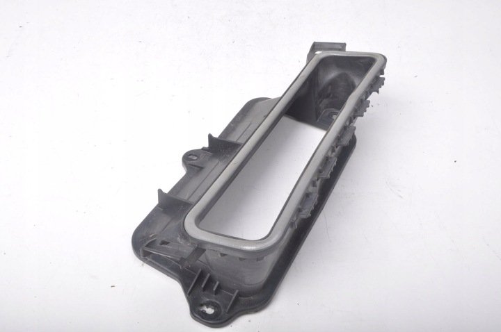 MERCEDES X253 2.0 RURA DOLOT POWIETRZA A2138302500