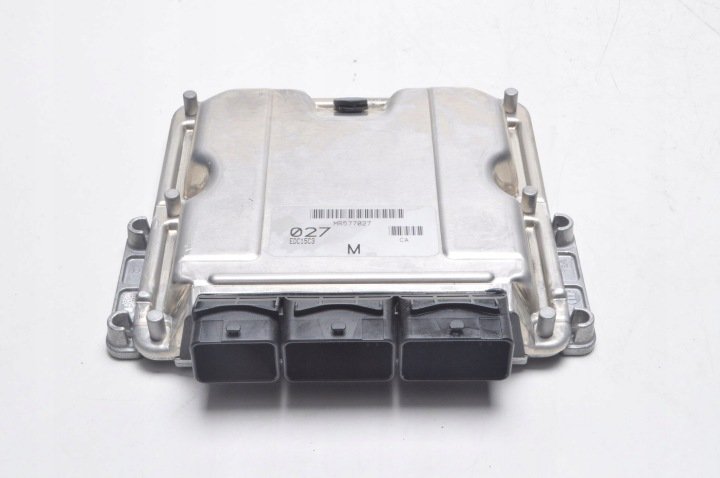 MITSUBISHI-CARISMA-1-9-KOMPUTER-SILNIKA-MR577027 MITSUBISHI CARISMA 1.9 KOMPUTER SILNIKA MR577027