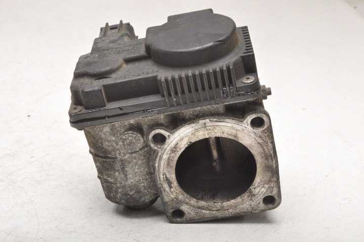 NISSAN PRIMERA P12 1.8 16V PRZEPUSTNICA RME50-01