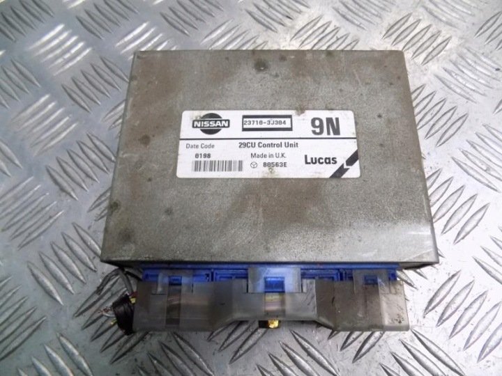 NISSAN PRIMERA P12 2.2 Di KOMPUTER STEROWNIK SILNIKA 23710-3J304