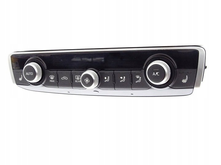 PANEL NAWIEWU KLIMATYZACJI GRZANE FOTELE AUDI A3 8V LIFT 8V0820043Q