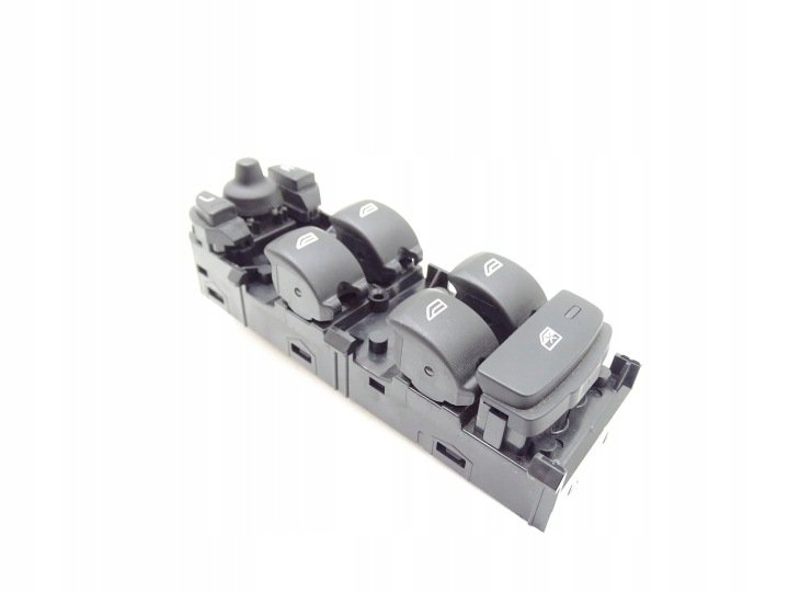 PANEL-PRZELACZNIK-SZYB-LUSTEREK-LEWY-KIEROWCY-VOLVO-V60-II-31433406 PANEL PRZEŁĄCZNIK SZYB LUSTEREK LEWY KIEROWCY VOLVO V60 II 31433406